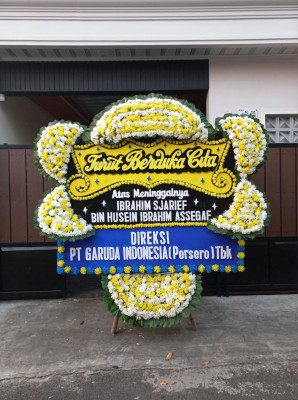 Papan Bunga Duka di Gantar